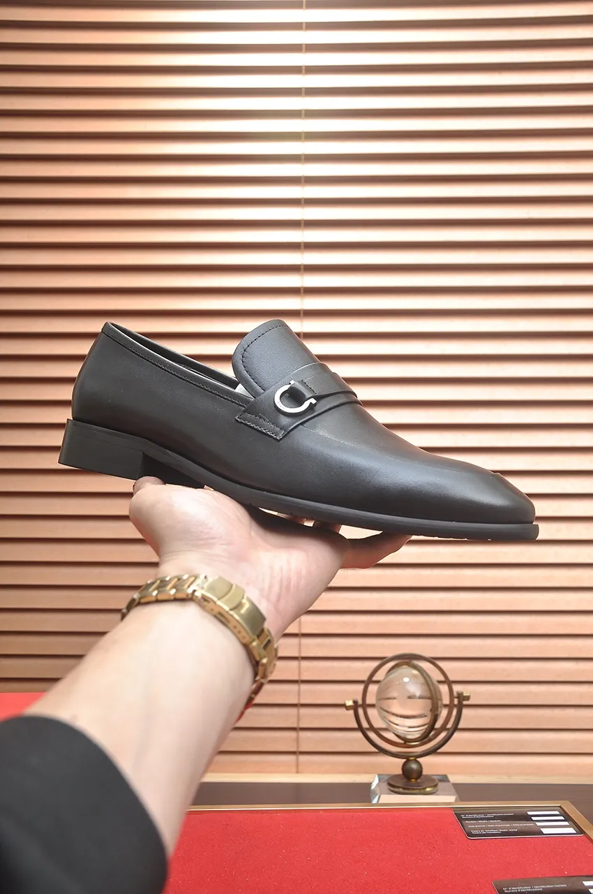Men's shoes 💰520💶【Ferragamo/Ferragamo】The latest model in the counter. Original imported high-quality cowhide with open sides + imported 🐂 water-dyed cowhide lining + original luxury metal buckle + original combination outsole. No pressure for comparison. 38--45 (45 is custom-made and cannot be returned or exchanged)